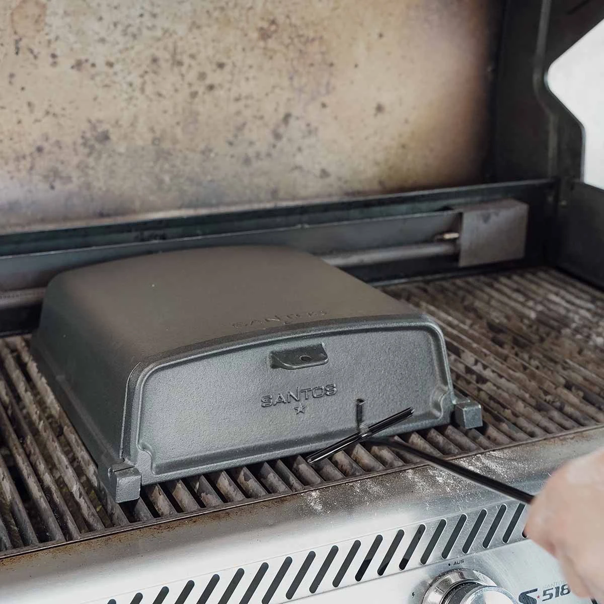 SANTOS Pizza Dome, Pizzaaufsatz Aus Gusseisen 8 SANTOS Pizza Dome, Pizzaaufsatz Aus Gusseisen – Bild 6