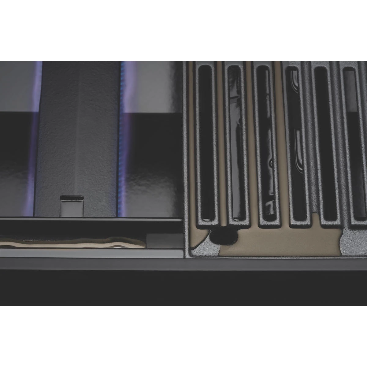 BeefEater 2000S Serie Einbaugrill Mit 4 Brennern 10 BeefEater 2000S Serie Einbaugrill Mit 4 Brennern – Bild 8