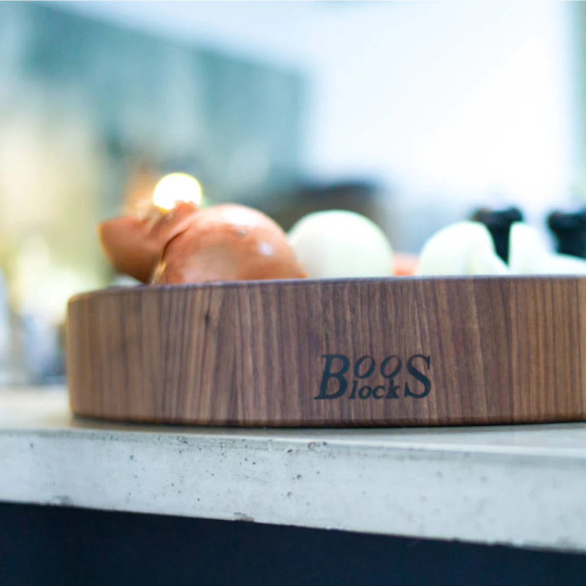 Boos Blocks Hackblock Stirnholz Classic, Walnuss Rund Ø 46 Cm 4 Boos Blocks Hackblock Stirnholz Classic, Walnuss Rund Ø 46 Cm – Bild 2