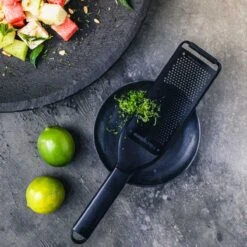 Microplane Black Sheep Reibe Fein 13 Microplane Black Sheep Reibe Fein -Grillmeister microplane black sheep reibe fein a164849dd985645b29c44a1c2bf7788a