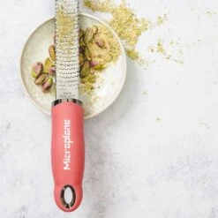 Microplane Premium Reibe / Zester, Lippenstift Pink 12 Microplane Premium Reibe / Zester, Lippenstift Pink -Grillmeister microplane premium reibe zester lippenstift pink a373fc21ee7c4cc7abb12bb78131bb2a