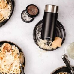 Microplane Universal Mühle 3in1 -Grillmeister microplane universal muehle 3in1 6b845ec120bdd0bac7ef61e549f4baec