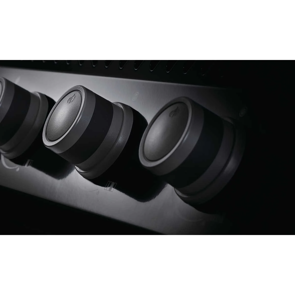 Napoleon Rogue 425 Mit Heck- & Seitenbrenner Inkl. Drehspieß, Schwarz 3 Napoleon Rogue 425 Mit Heck- & Seitenbrenner Inkl. Drehspieß, Schwarz