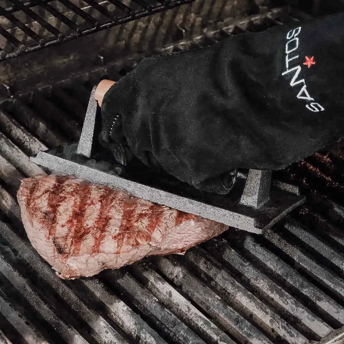 SANTOS Fleischpresse Mit Holzgriff, Ca. 21 X 11 Cm, Gusseisen 4 SANTOS Fleischpresse Mit Holzgriff, Ca. 21 X 11 Cm, Gusseisen – Bild 2