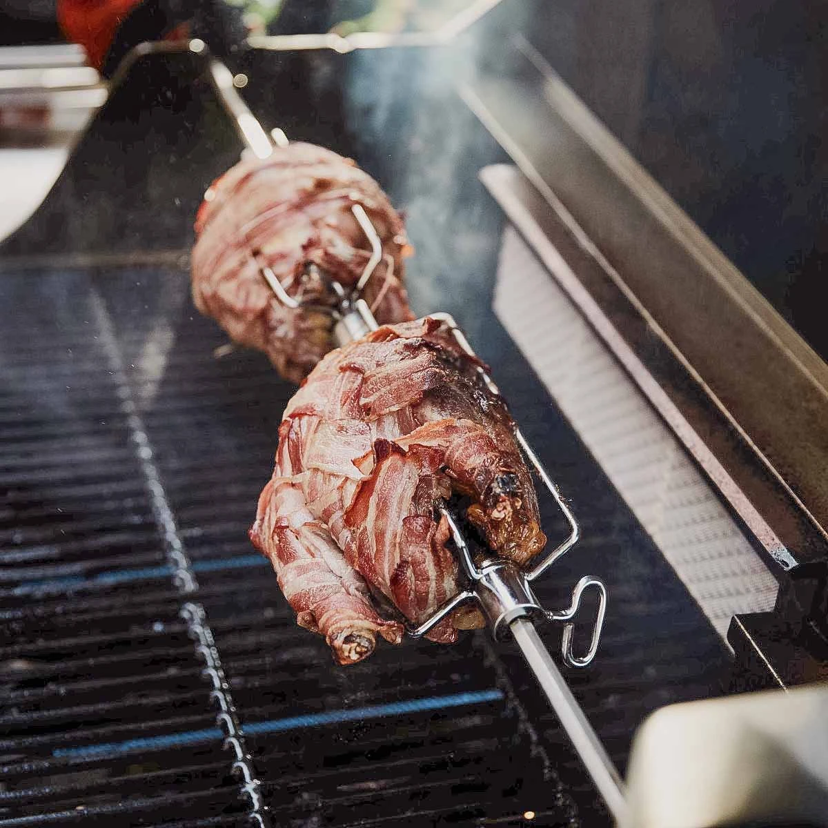 SANTOS Drehspieß Für Alle Weber Genesis 300er 4 SANTOS Drehspieß Für Alle Weber Genesis 300er – Bild 2